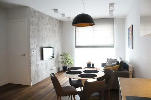 아파트 Apartament Wilanow Klimczaka 바르샤바